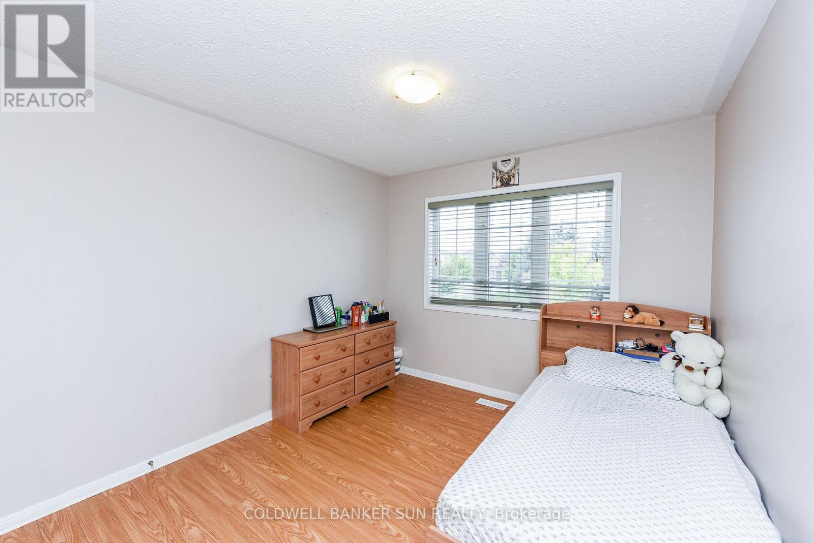 34 Benmore Crescent, Brampton, Ontario  L6P 2T3 - Photo 25 - W12426651