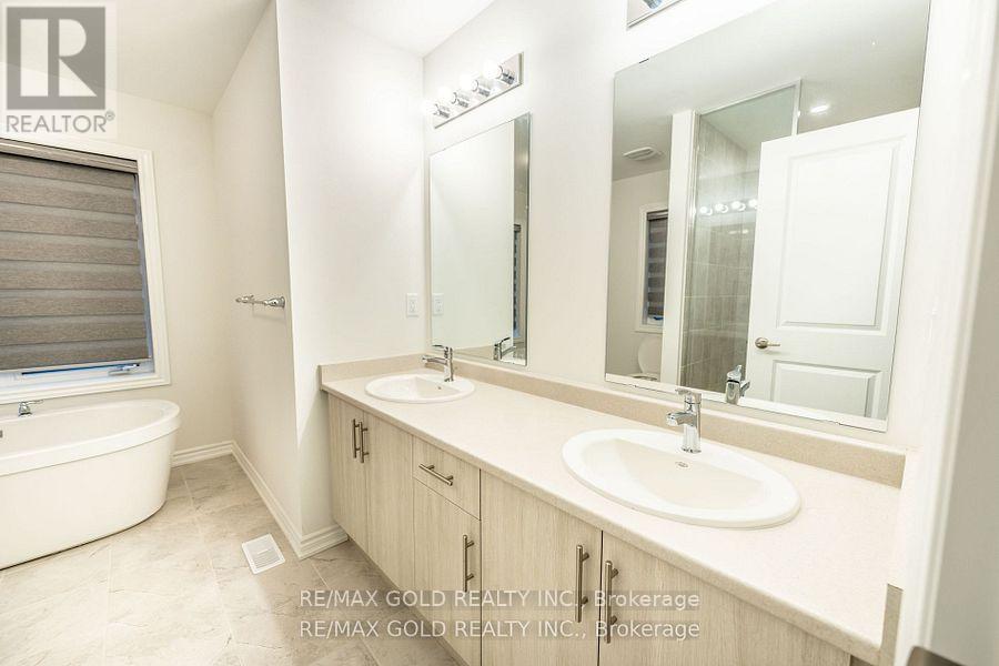 35 Academy Drive, Brampton, Ontario  L6P 3C9 - Photo 30 - W12426669