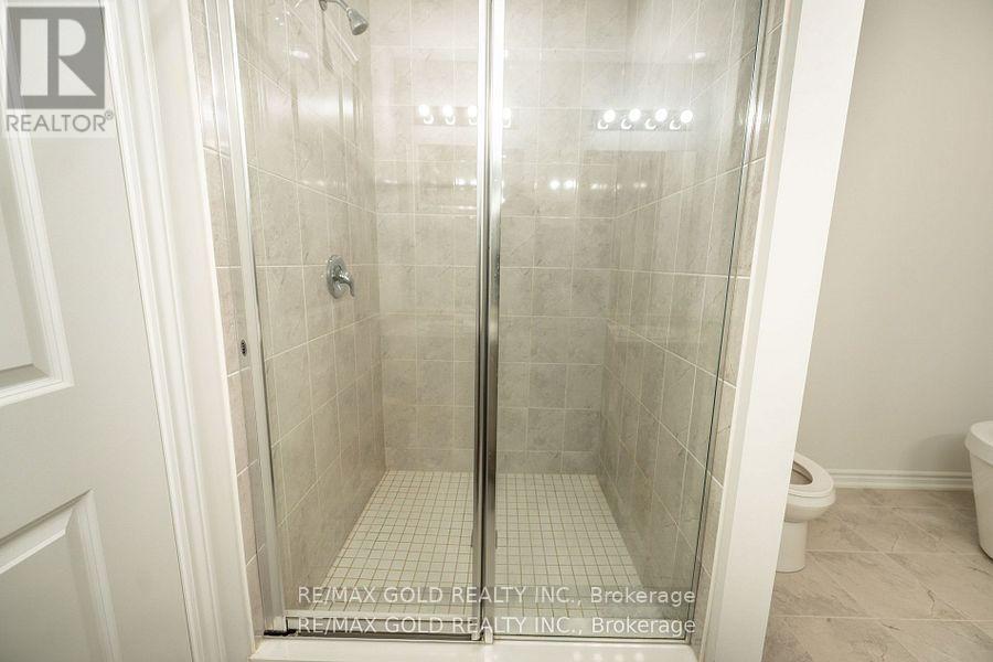 35 Academy Drive, Brampton, Ontario  L6P 3C9 - Photo 33 - W12426669