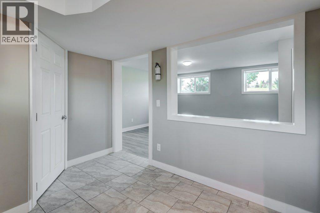 112 Selkirk Drive Sw, Calgary, Alberta  T2W 0M4 - Photo 26 - A2257935