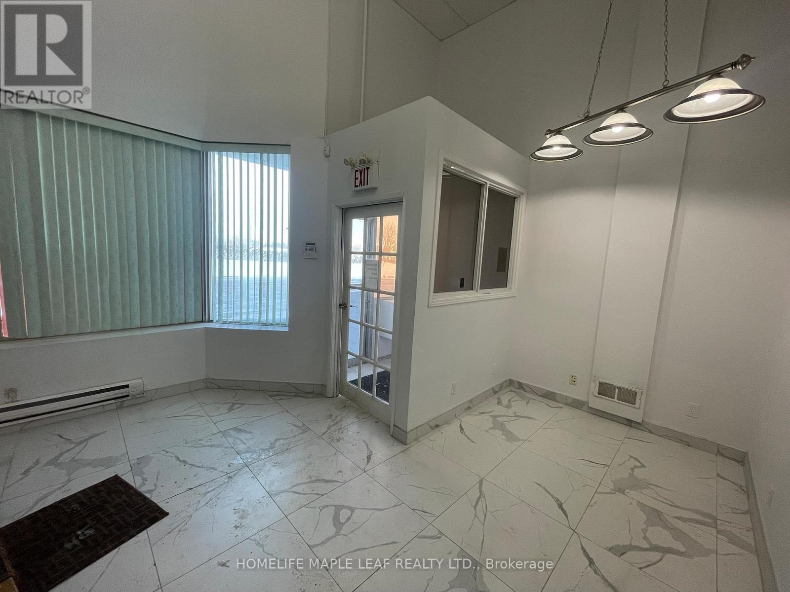 4 - 2575 Steeles Avenue E, Brampton, Ontario  L6T 5T1 - Photo 6 - W12426674