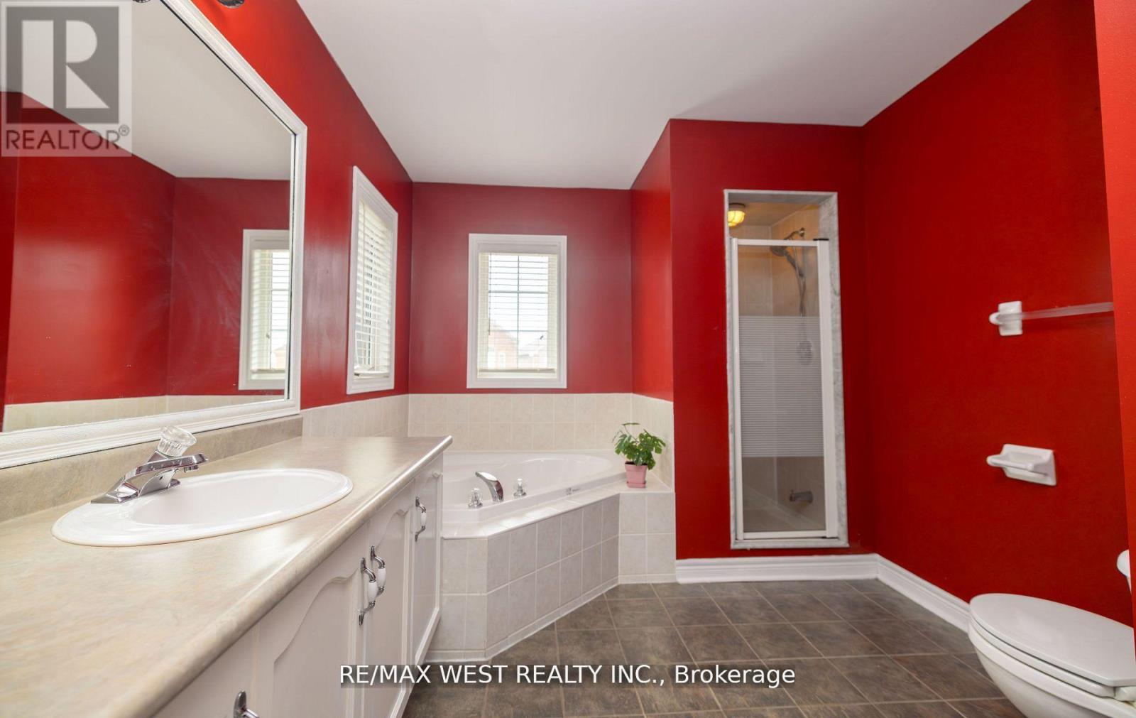 56 Meadow Oak Place, Toronto, Ontario  M9N 3Z6 - Photo 28 - W12426696