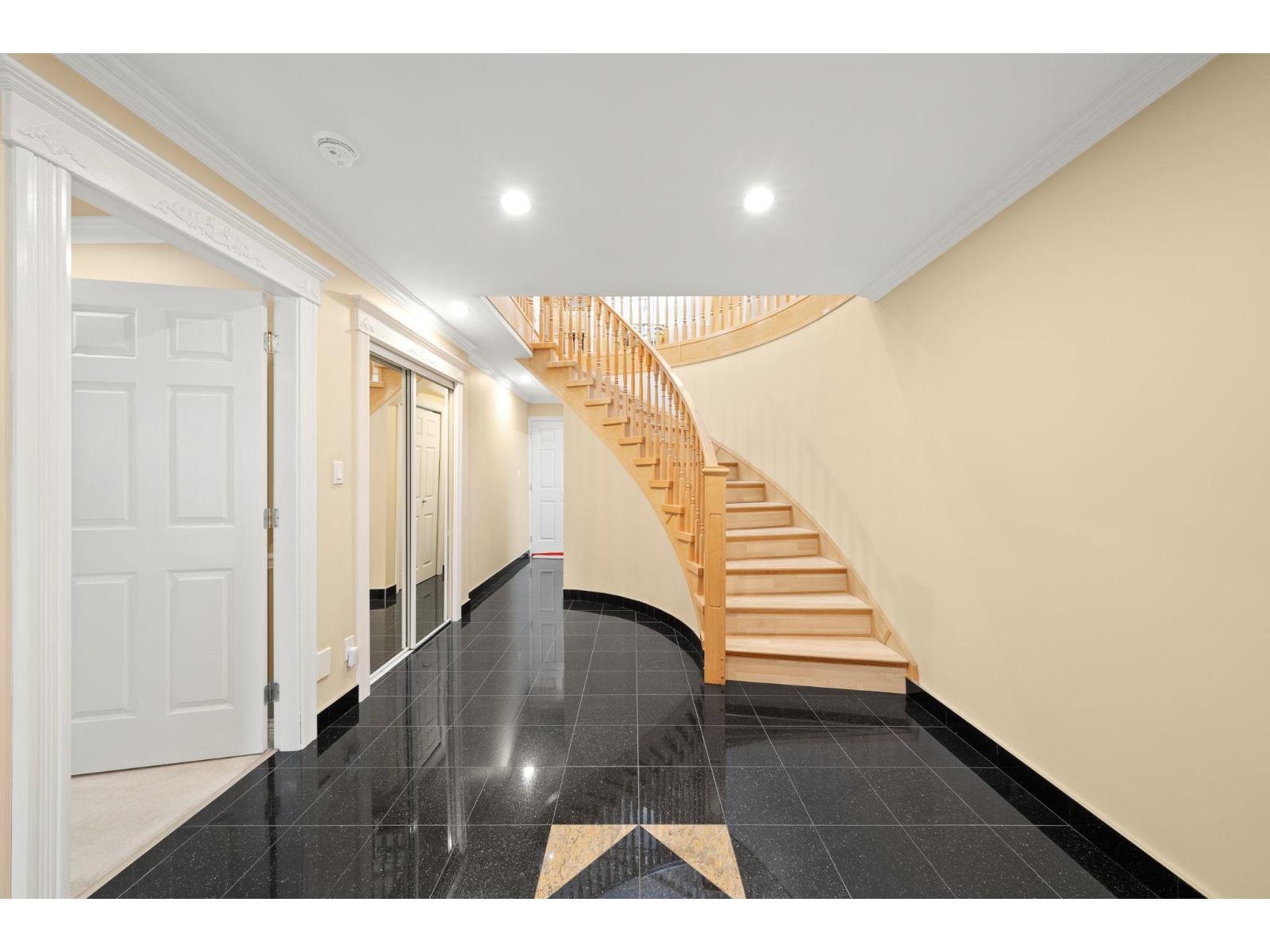 12336 Iona Place, Surrey, British Columbia  V3V 6P6 - Photo 19 - R3052258