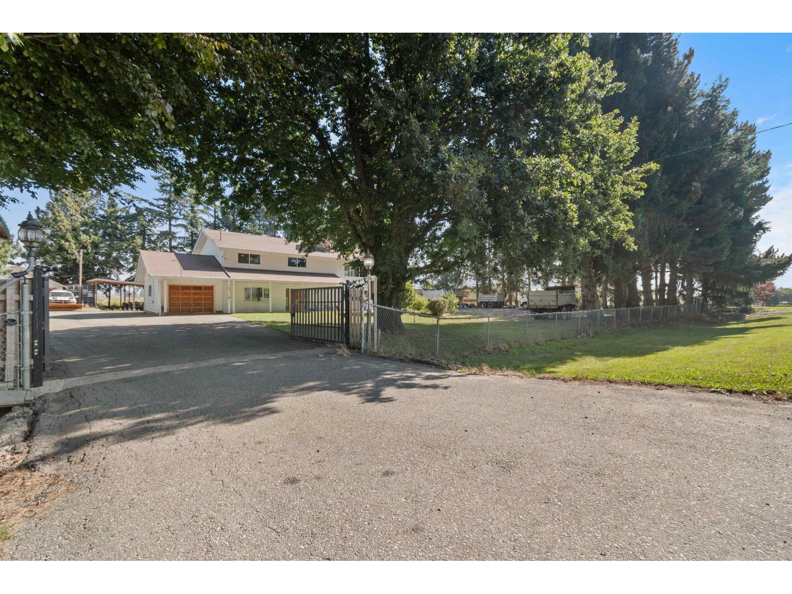 5460 INTERPROVINCIAL HIGHWAY, Abbotsford, British Columbia