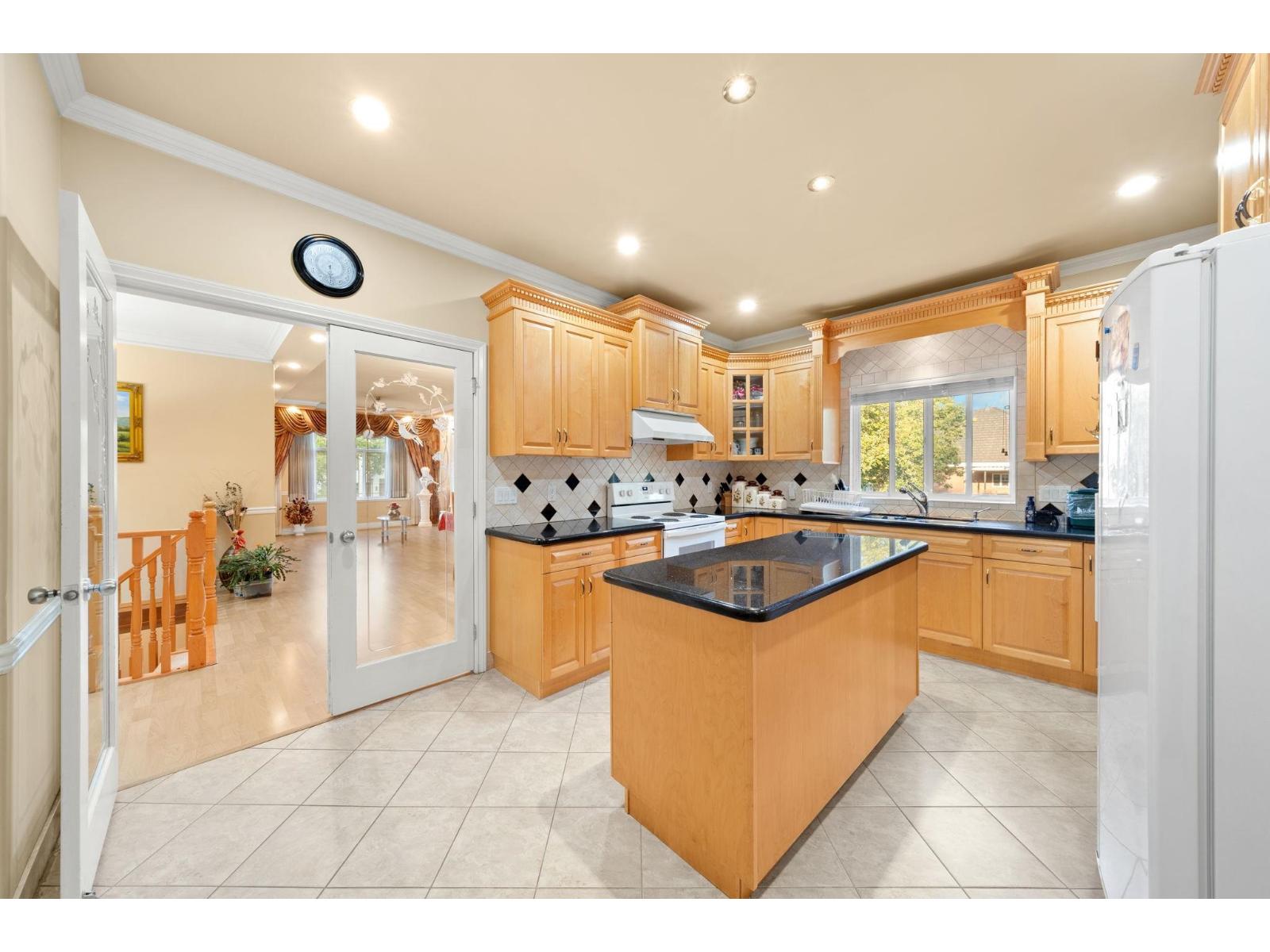 12336 Iona Place, Surrey, British Columbia  V3V 6P6 - Photo 9 - R3052258