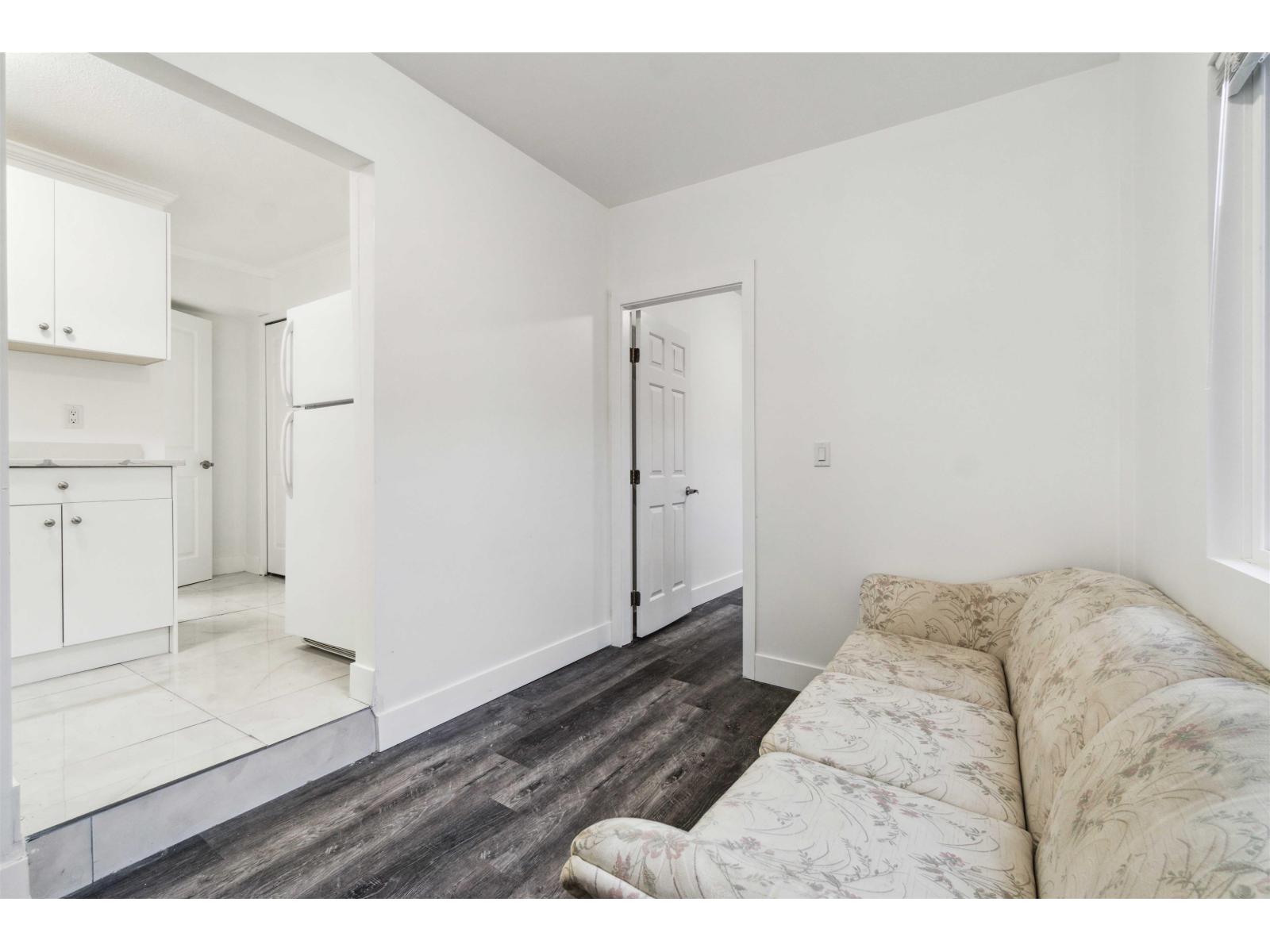 15598 Roper Avenue, White Rock, British Columbia  V4B 2G5 - Photo 30 - R3052114
