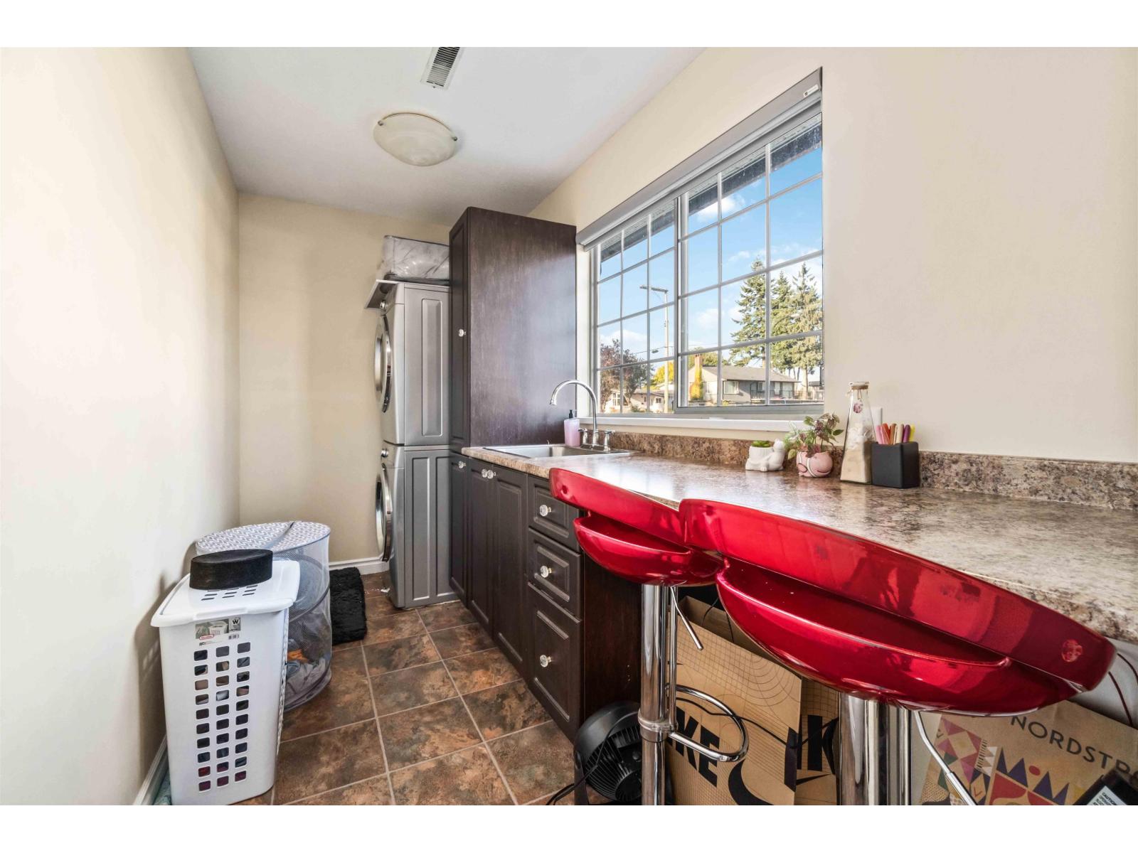 15598 Roper Avenue, White Rock, British Columbia  V4B 2G5 - Photo 39 - R3052114