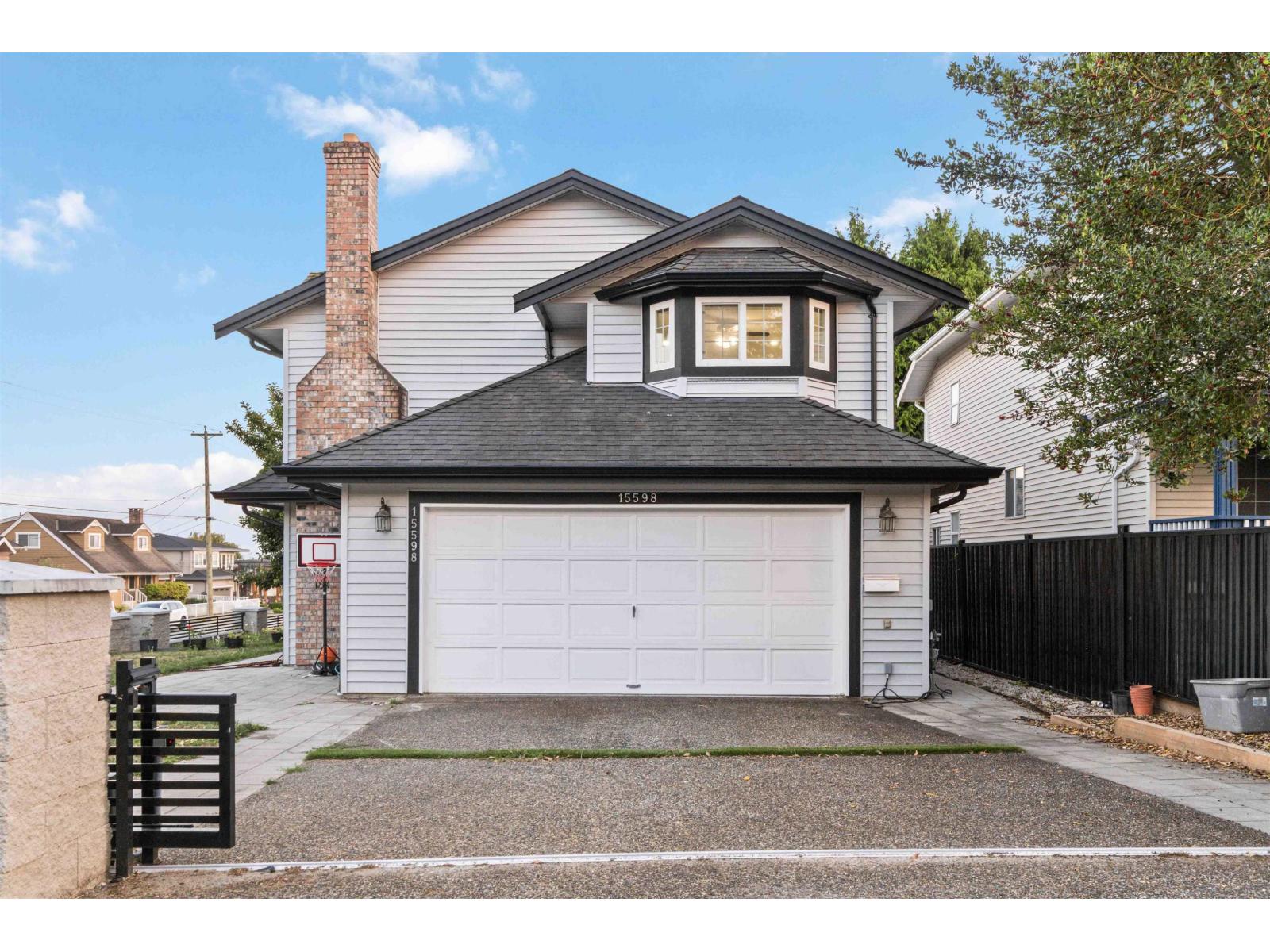 15598 Roper Avenue, White Rock, British Columbia  V4B 2G5 - Photo 35 - R3052114
