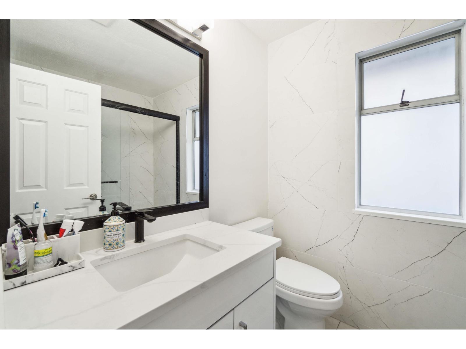 15598 Roper Avenue, White Rock, British Columbia  V4B 2G5 - Photo 26 - R3052114