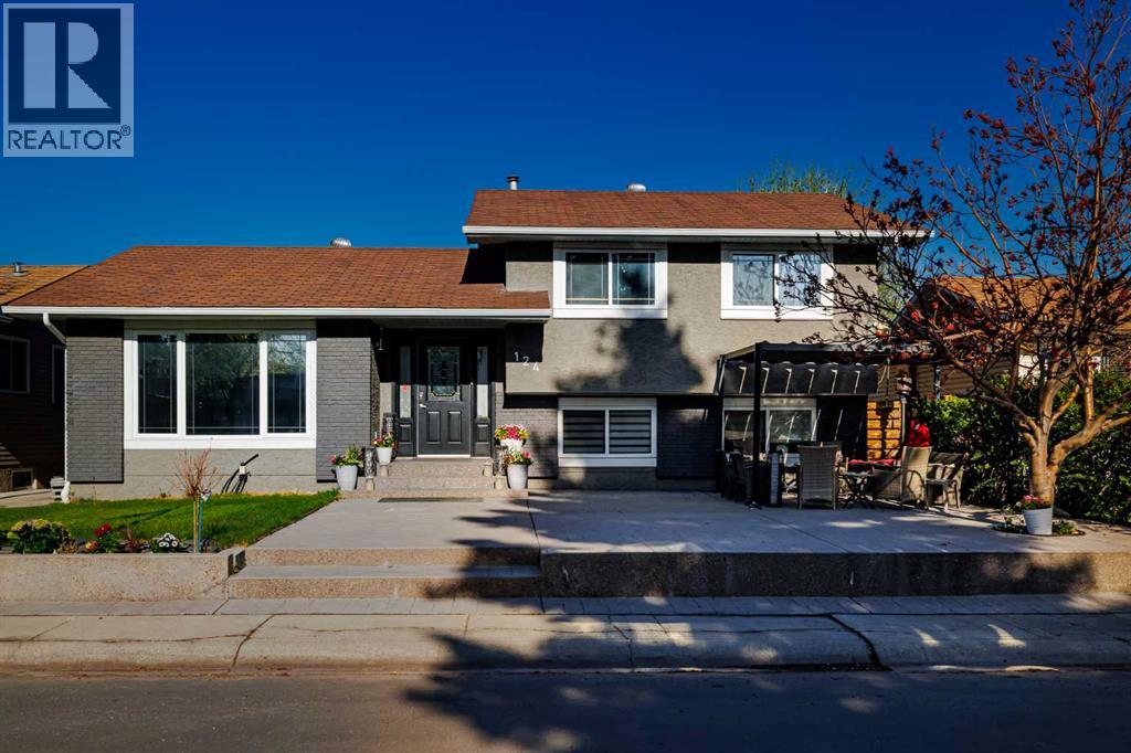124 Whiteside Crescent NE, Calgary, Alberta