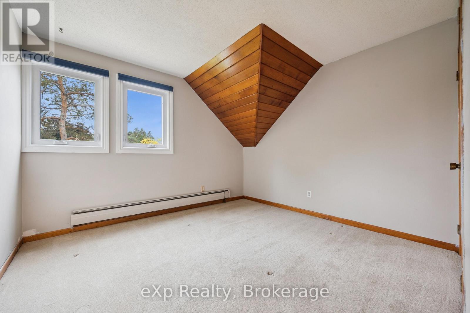32 Glenholm Drive, Guelph, Ontario  N1L 1C2 - Photo 21 - X12426792