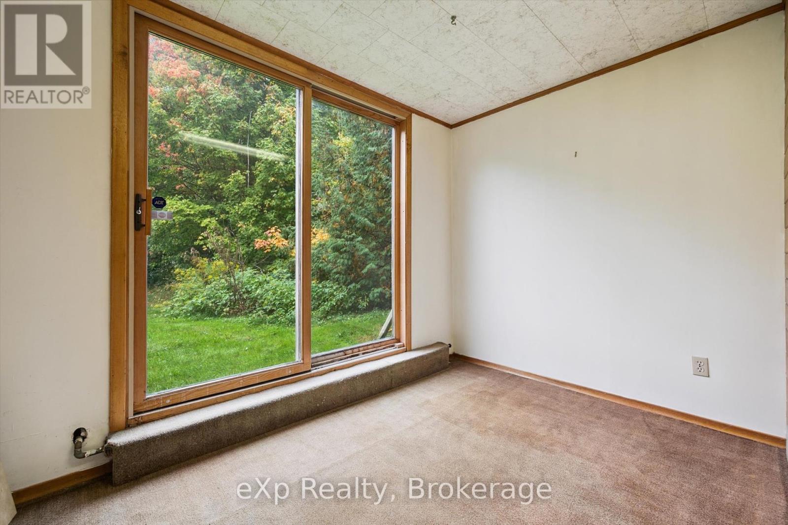 32 Glenholm Drive, Guelph, Ontario  N1L 1C2 - Photo 31 - X12426792