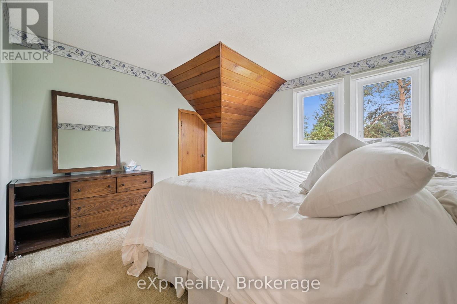 32 Glenholm Drive, Guelph, Ontario  N1L 1C2 - Photo 22 - X12426792
