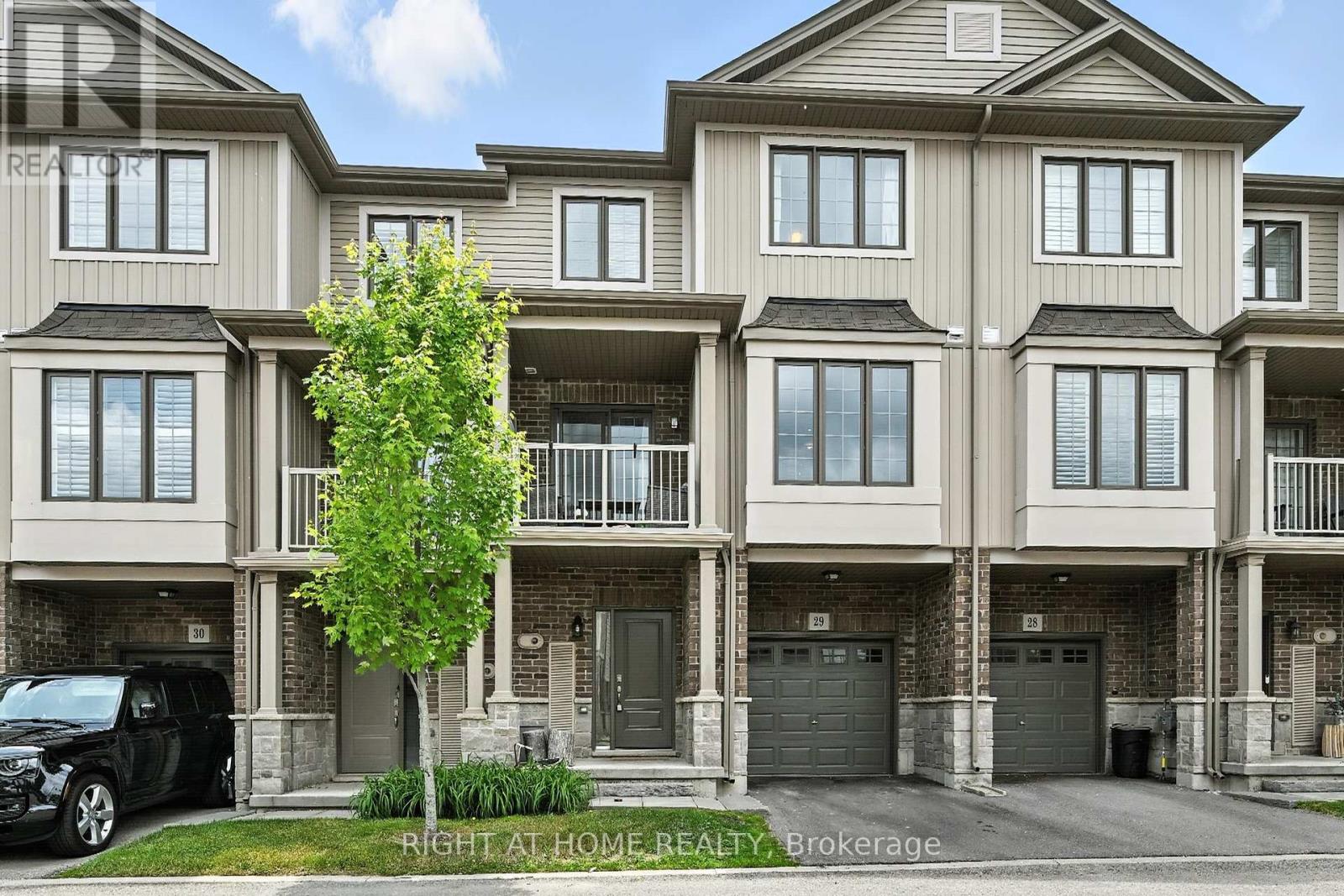 29 - 377 GLANCASTER ROAD, Hamilton, Ontario
