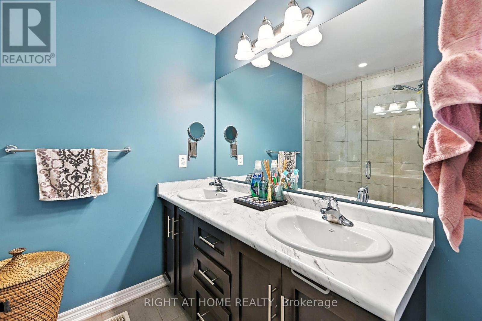 29 - 377 Glancaster Road, Hamilton, Ontario  L9G 0G4 - Photo 15 - X12426648