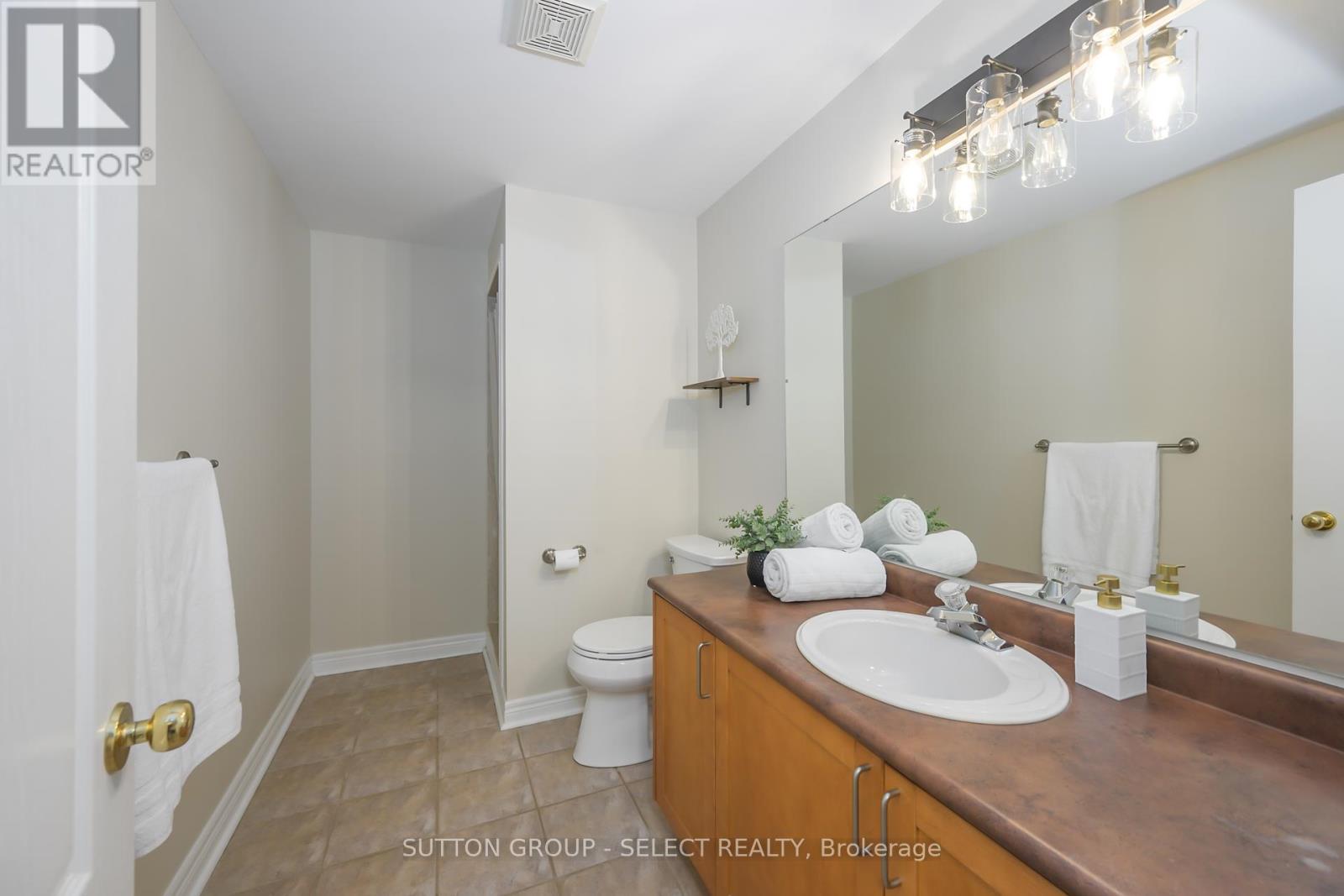 45 Shaw Valley Drive, St. Thomas, Ontario  N5R 6J9 - Photo 45 - X12426219