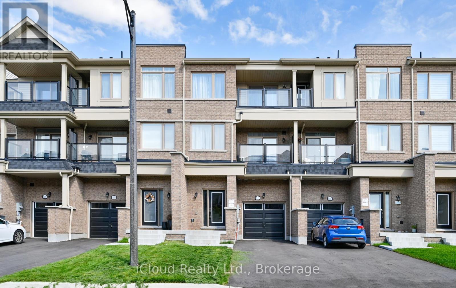 1117 LOCKIE DRIVE, Oshawa, Ontario