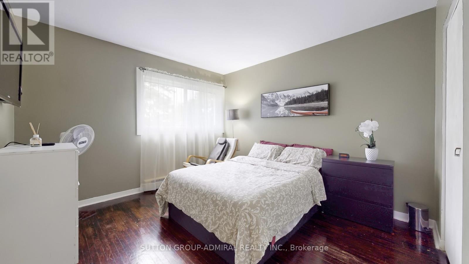 812 - 22 Tandridge Crescent, Toronto, Ontario  M9W 2P2 - Photo 17 - W12349719