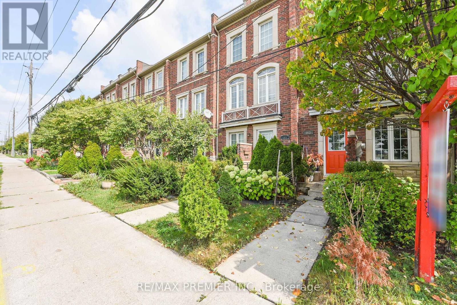 163 Torbarrie Road, Toronto, Ontario  M3L 1G8 - Photo 3 - W12371367