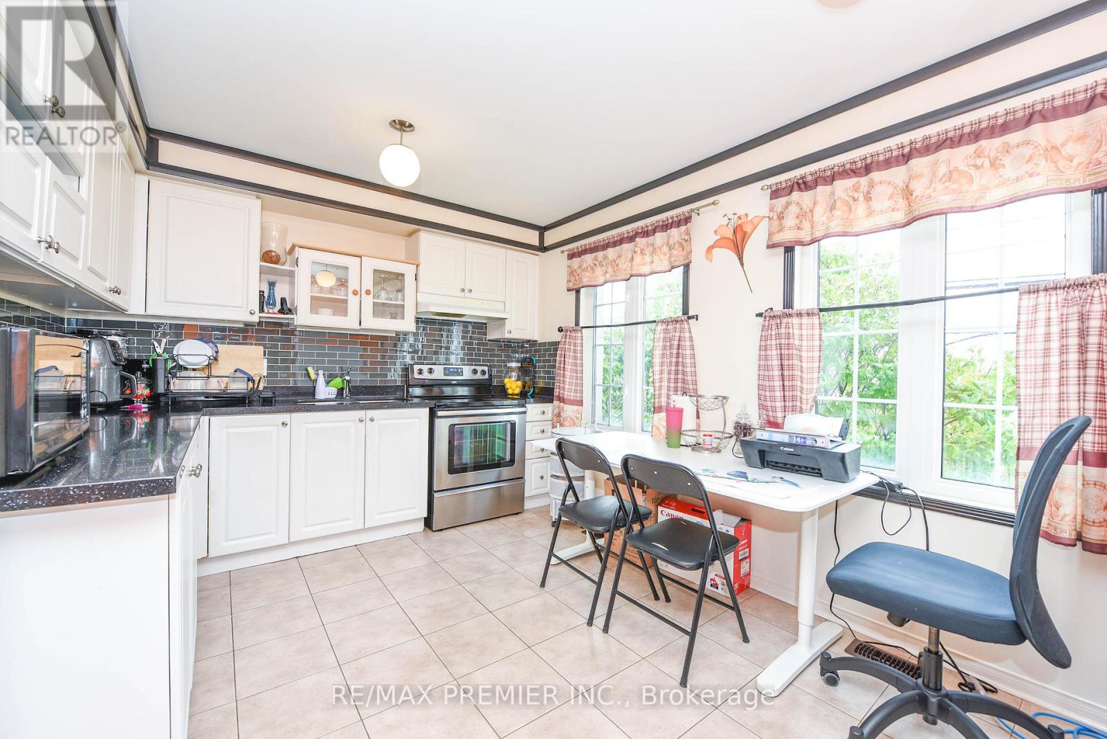 163 Torbarrie Road, Toronto, Ontario  M3L 1G8 - Photo 29 - W12371367