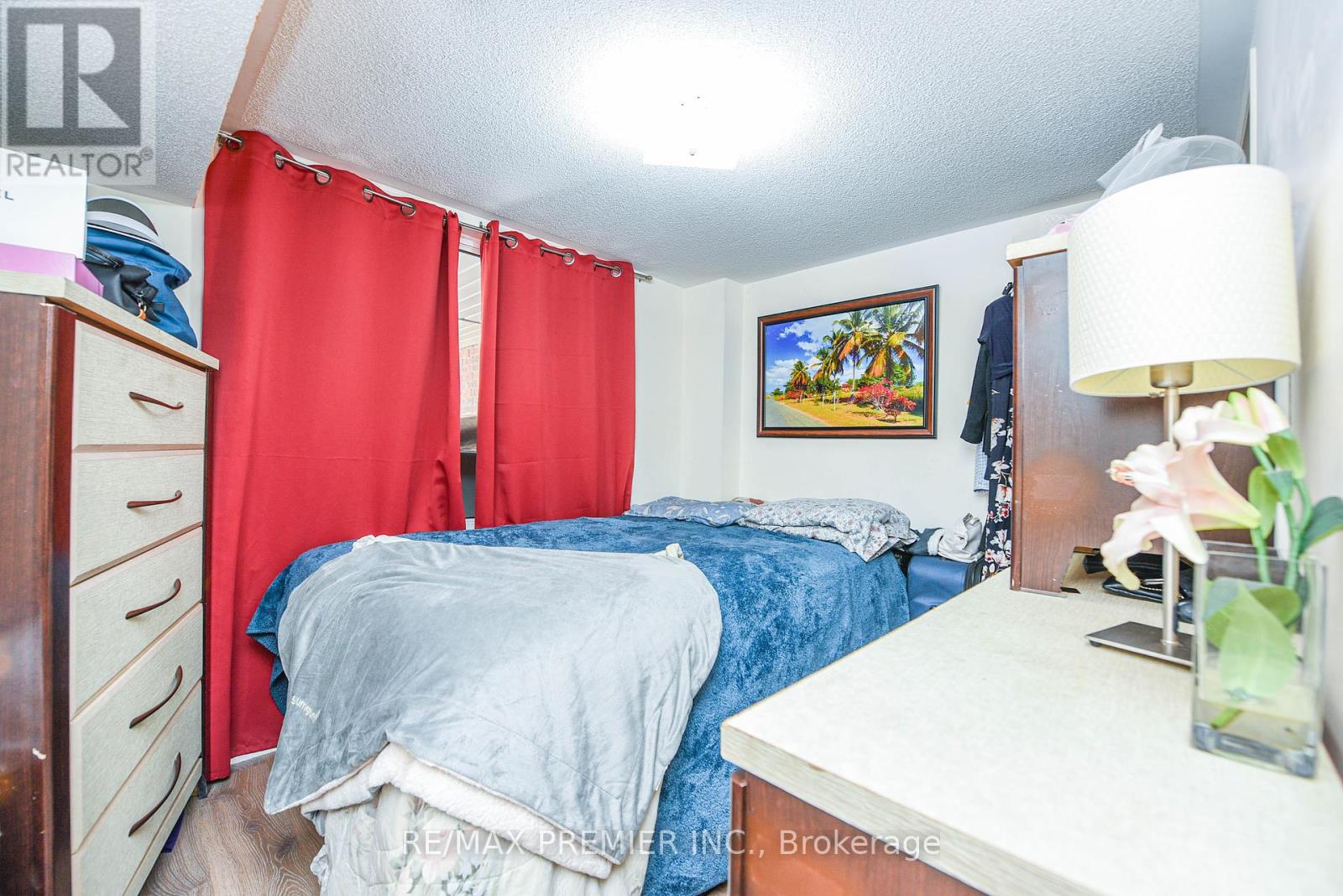 163 Torbarrie Road, Toronto, Ontario  M3L 1G8 - Photo 12 - W12371367