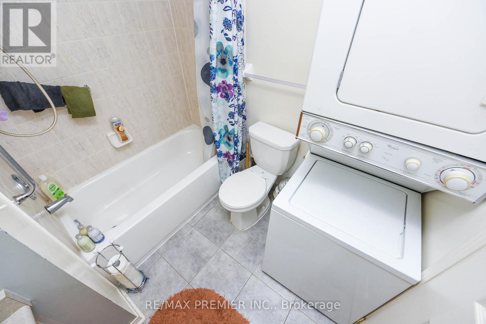 163 Torbarrie Road, Toronto, Ontario  M3L 1G8 - Photo 14 - W12371367