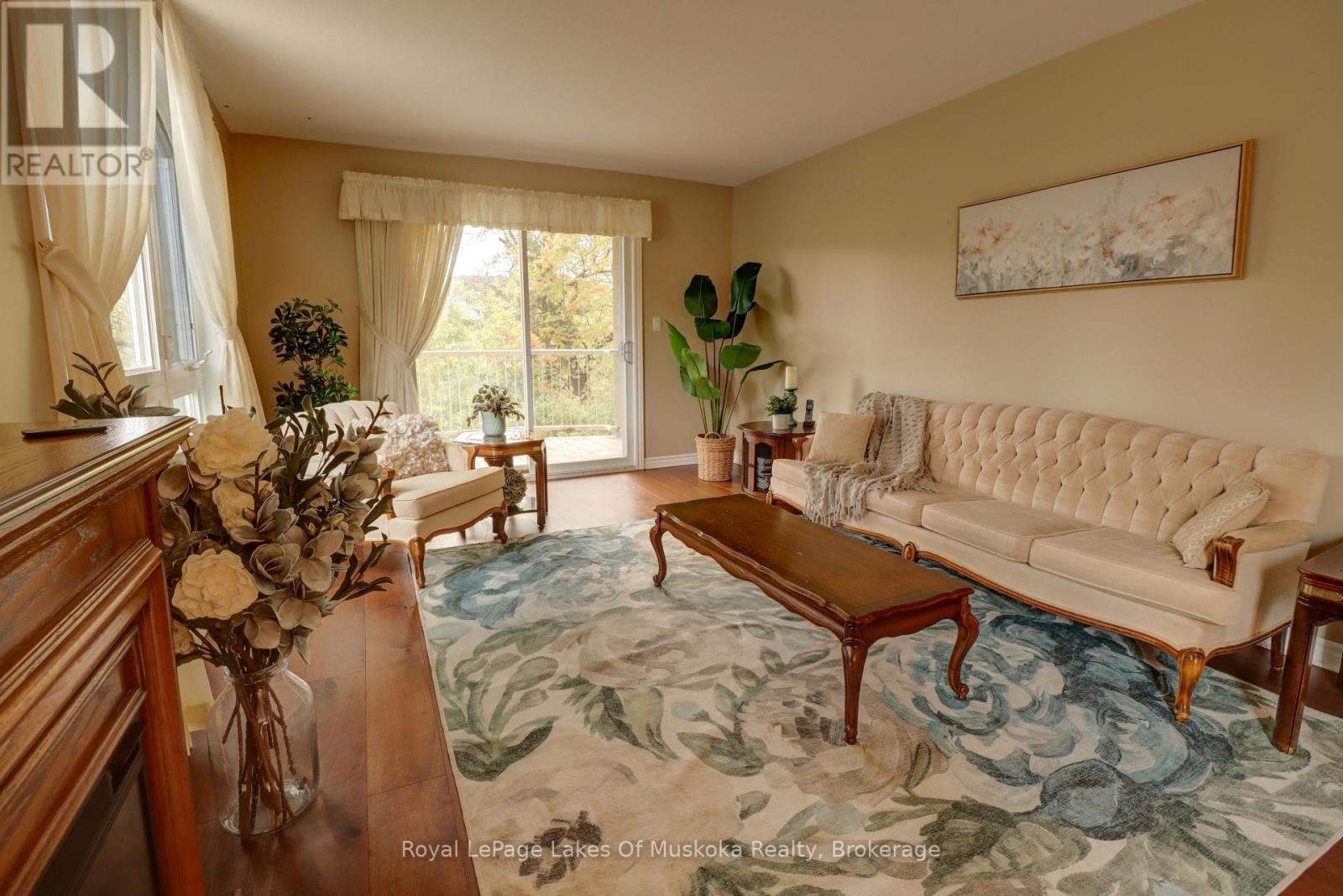 106 - 31 Dairy Lane, Huntsville (Chaffey), Ontario  P1H 2L7 - Photo 8 - X12425397