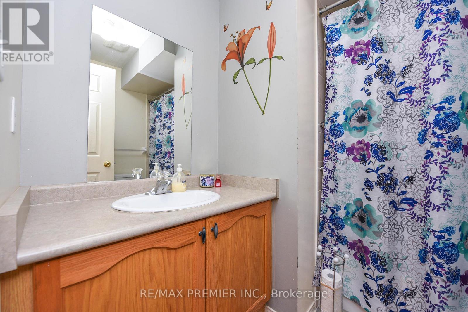 163 Torbarrie Road, Toronto, Ontario  M3L 1G8 - Photo 19 - W12371367
