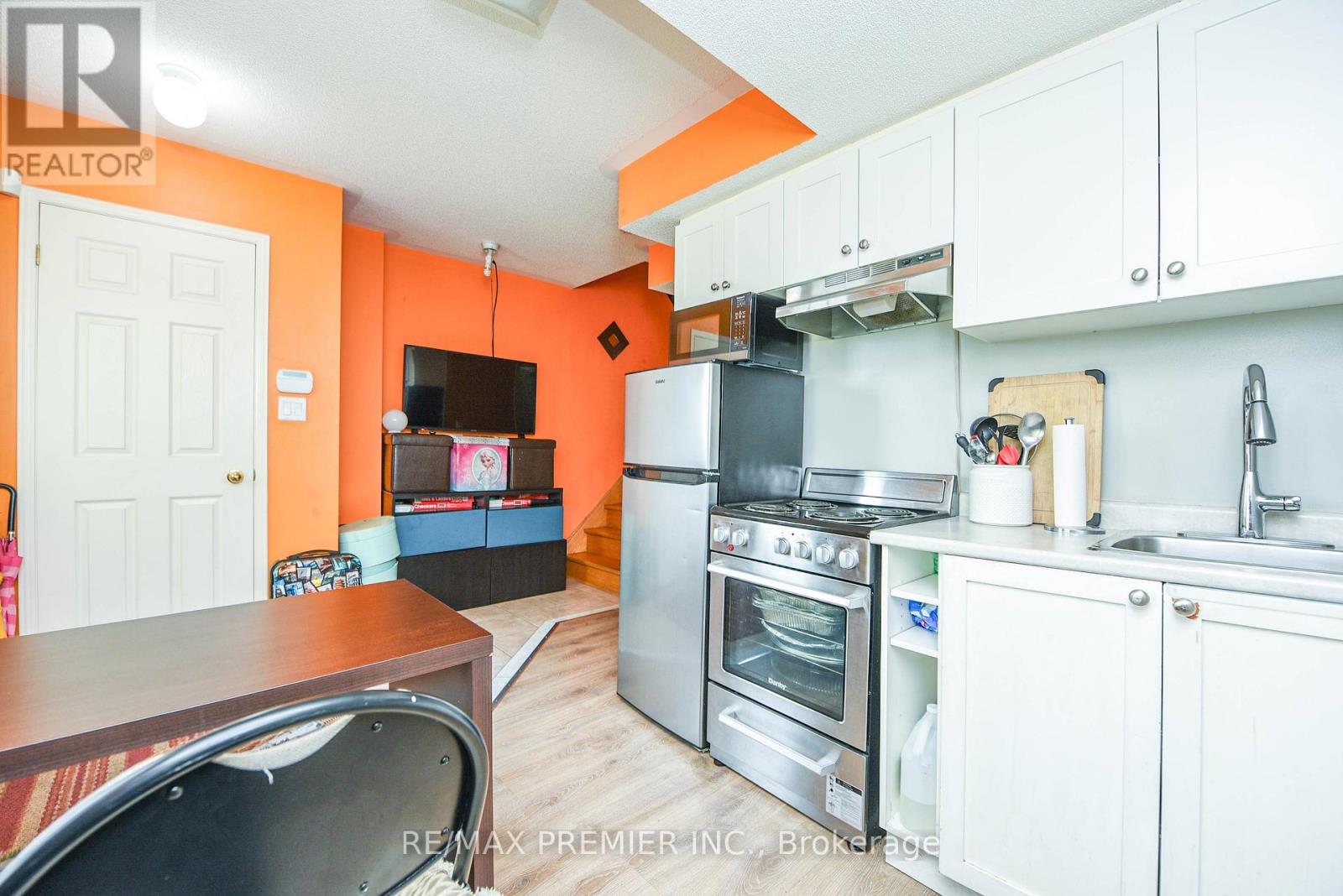 163 Torbarrie Road, Toronto, Ontario  M3L 1G8 - Photo 9 - W12371367