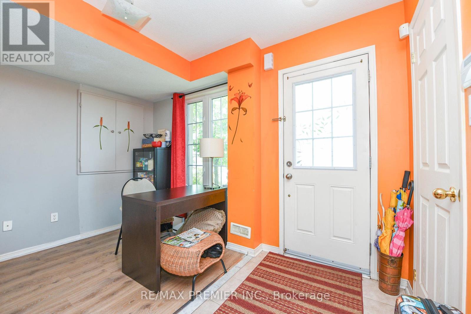 163 Torbarrie Road, Toronto, Ontario  M3L 1G8 - Photo 6 - W12371367