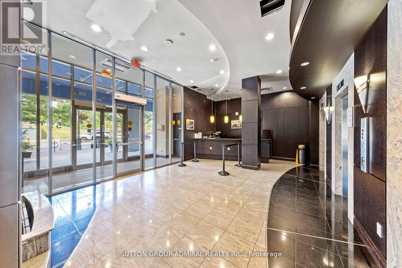 210 - 51 Lower Simcoe Street, Toronto, Ontario  M5J 3A2 - Photo 28 - C12426734