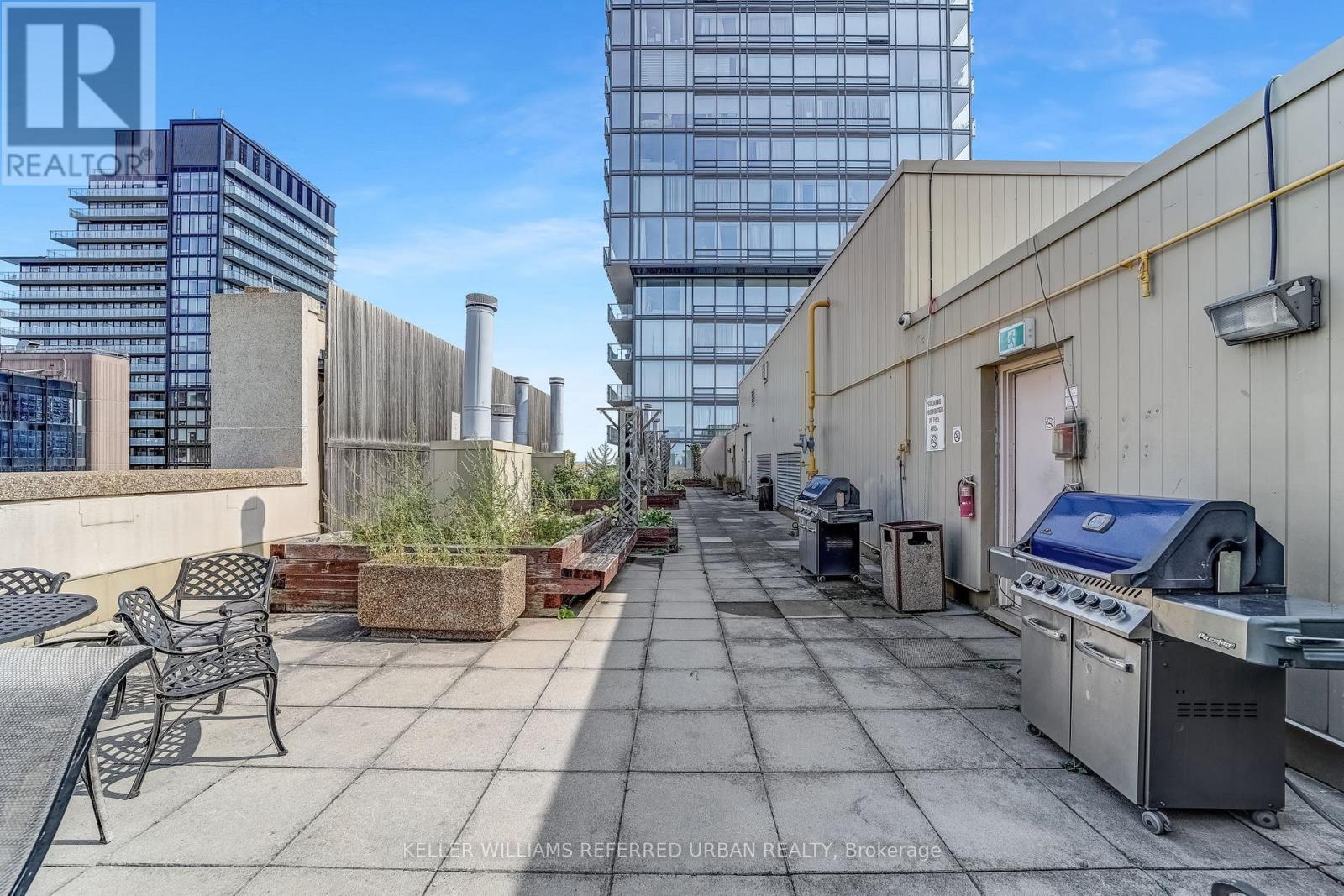 2005 - 25 Grenville Street, Toronto, Ontario  M4Y 2X5 - Photo 16 - C12426770