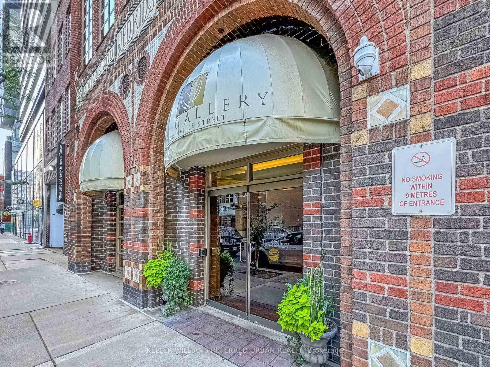 2005 - 25 Grenville Street, Toronto, Ontario  M4Y 2X5 - Photo 2 - C12426770