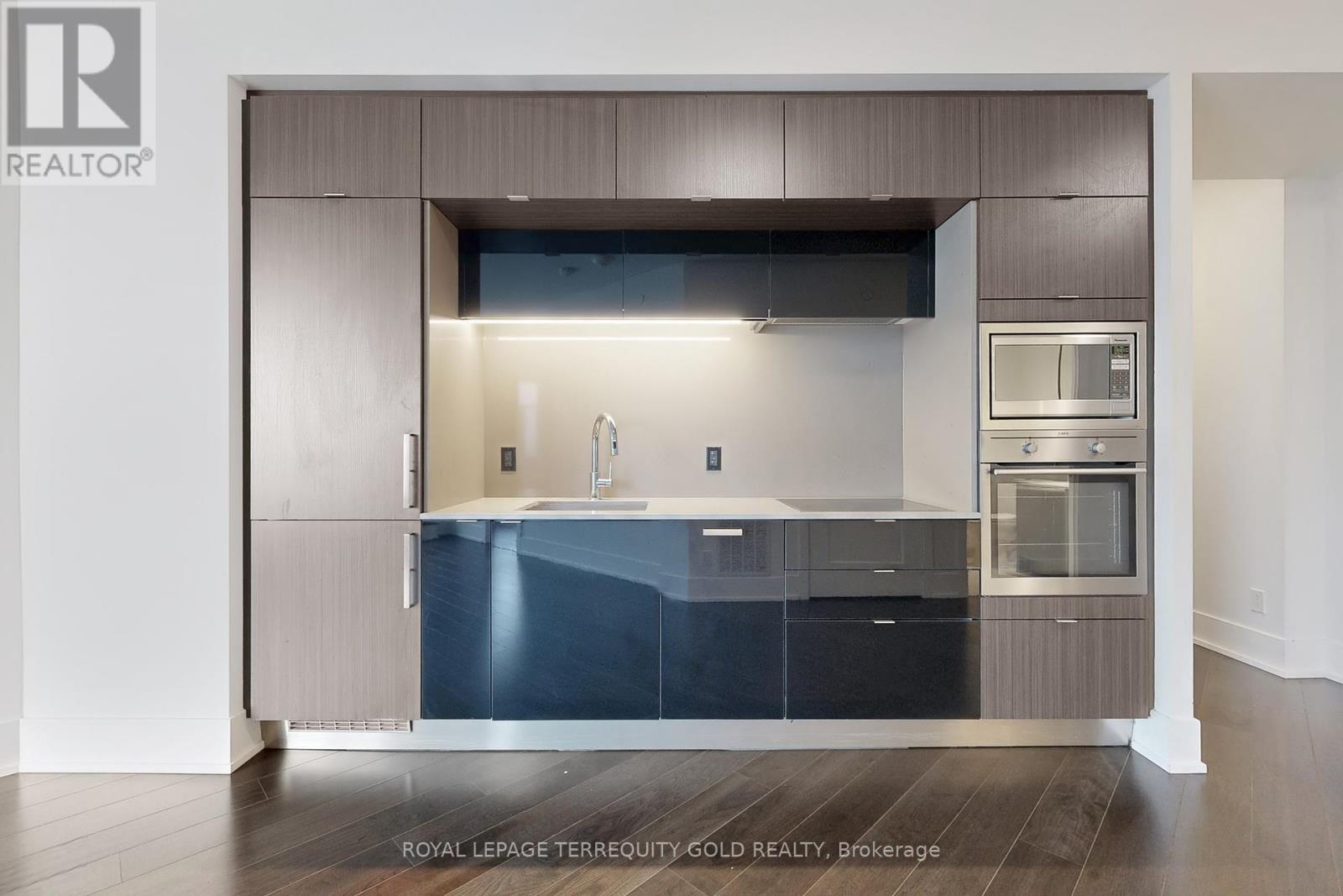 712 - 1 Edgewater Drive, Toronto, Ontario  M5A 0L1 - Photo 21 - C12426836