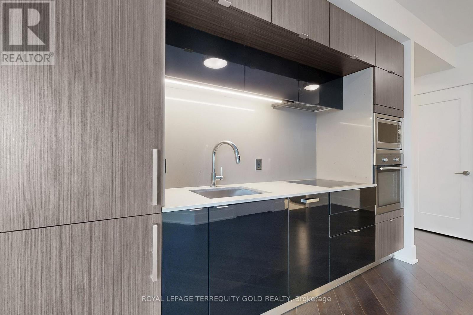 712 - 1 Edgewater Drive, Toronto, Ontario  M5A 0L1 - Photo 22 - C12426836