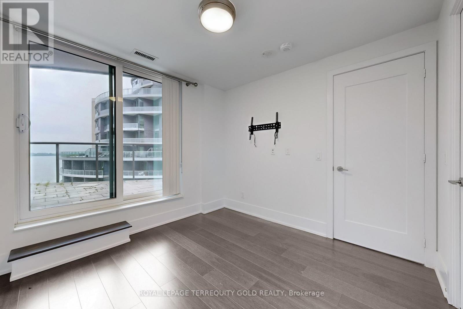 712 - 1 Edgewater Drive, Toronto, Ontario  M5A 0L1 - Photo 25 - C12426836