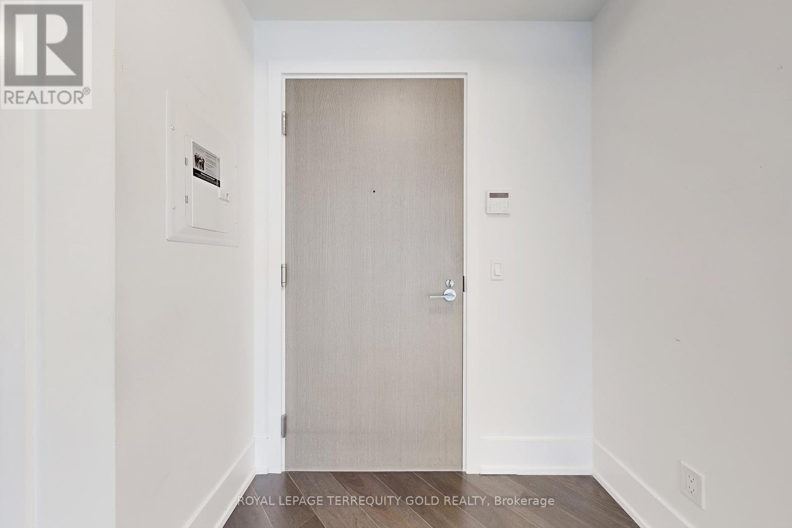 712 - 1 Edgewater Drive, Toronto, Ontario  M5A 0L1 - Photo 33 - C12426836