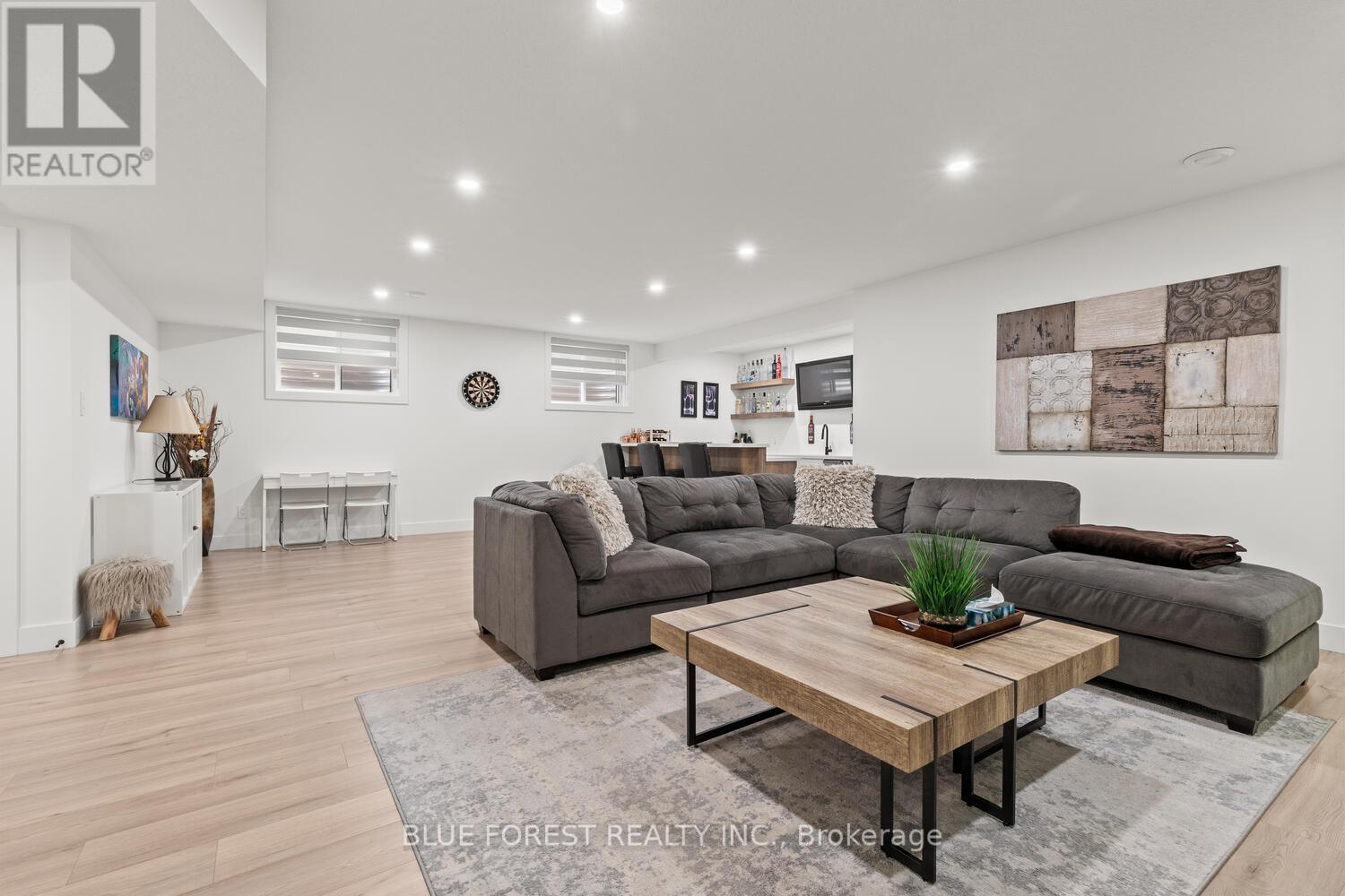 580 Eden Avenue, London South (South R), Ontario  N6C 2Z6 - Photo 37 - X12426713