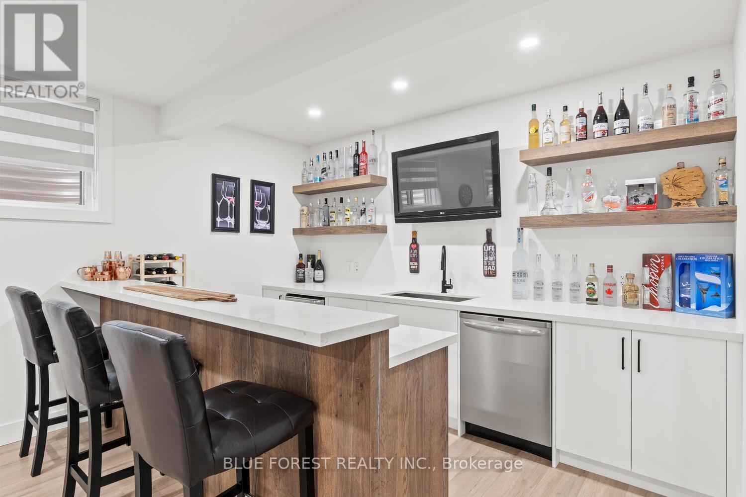 580 Eden Avenue, London South (South R), Ontario  N6C 2Z6 - Photo 39 - X12426713