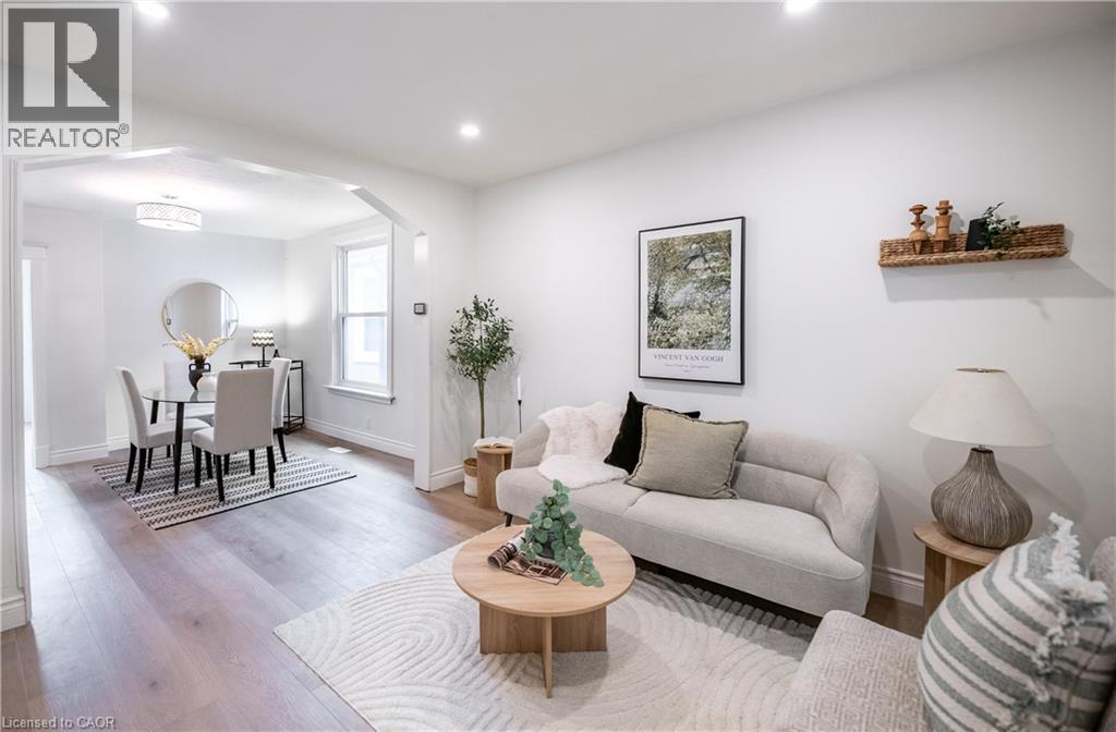 390 PALING Avenue, Hamilton, Ontario