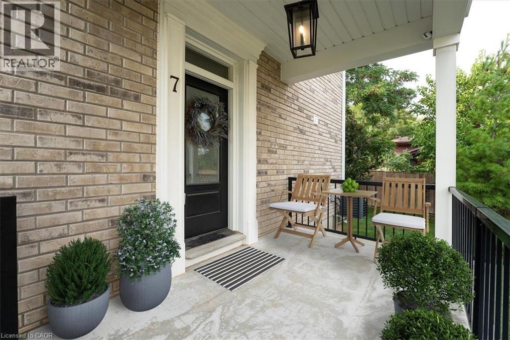 7 Aspen Common, St. Catharines, Ontario  L2S 2B3 - Photo 3 - 40773625