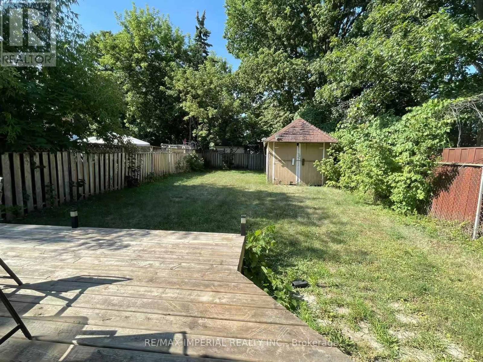 2 (Upper) - 28 Mary Street, Brantford, Ontario  N3S 3A8 - Photo 10 - X12314461