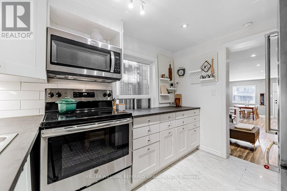111 Jones Avenue, Toronto, Ontario  M4M 2Z7 - Photo 15 - E12426766