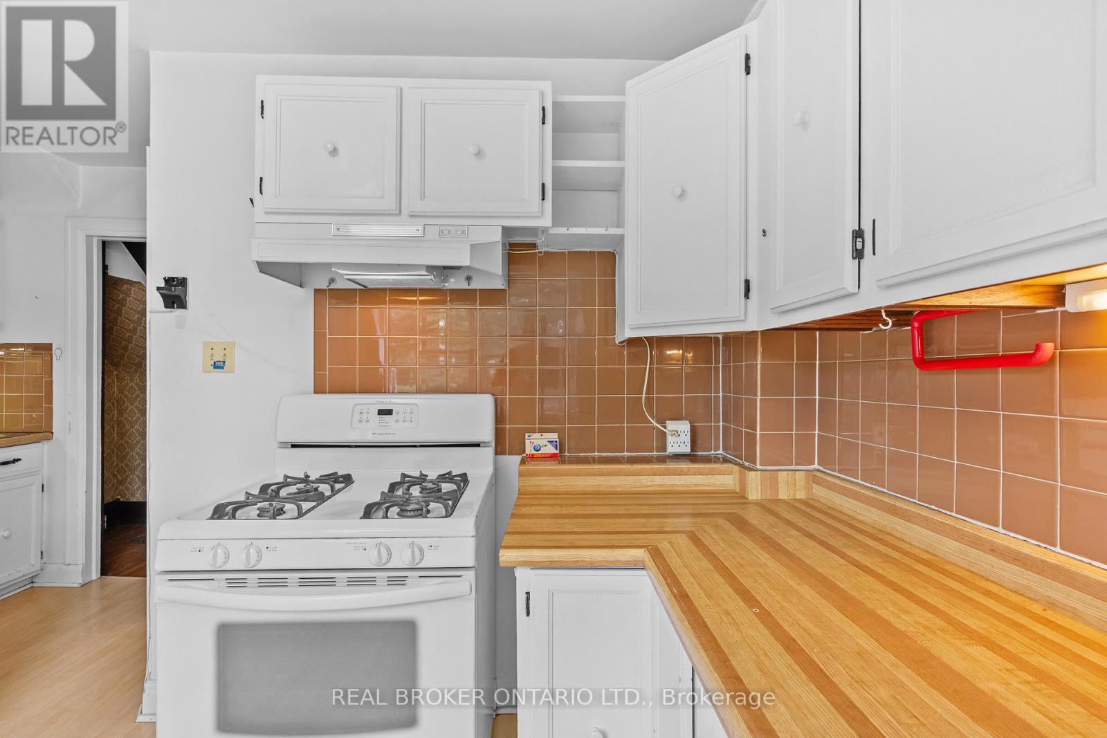 47 Mortimer Avenue, Toronto, Ontario  M4K 1Z9 - Photo 11 - E12426773