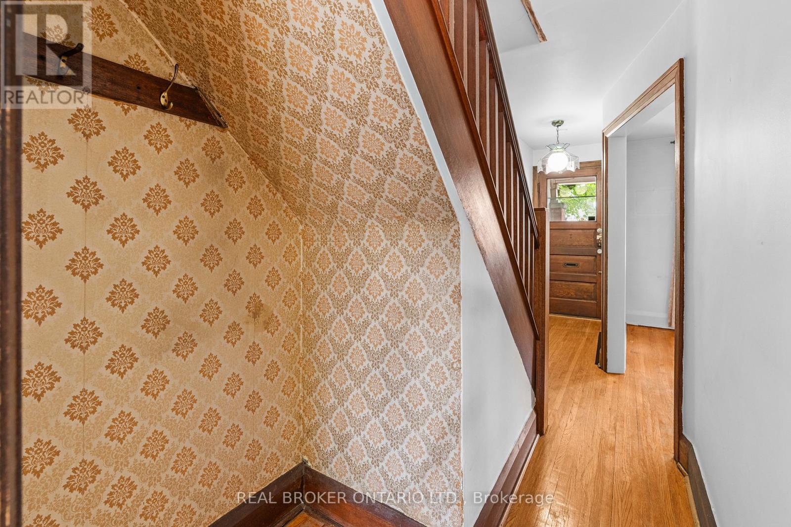 47 Mortimer Avenue, Toronto, Ontario  M4K 1Z9 - Photo 13 - E12426773