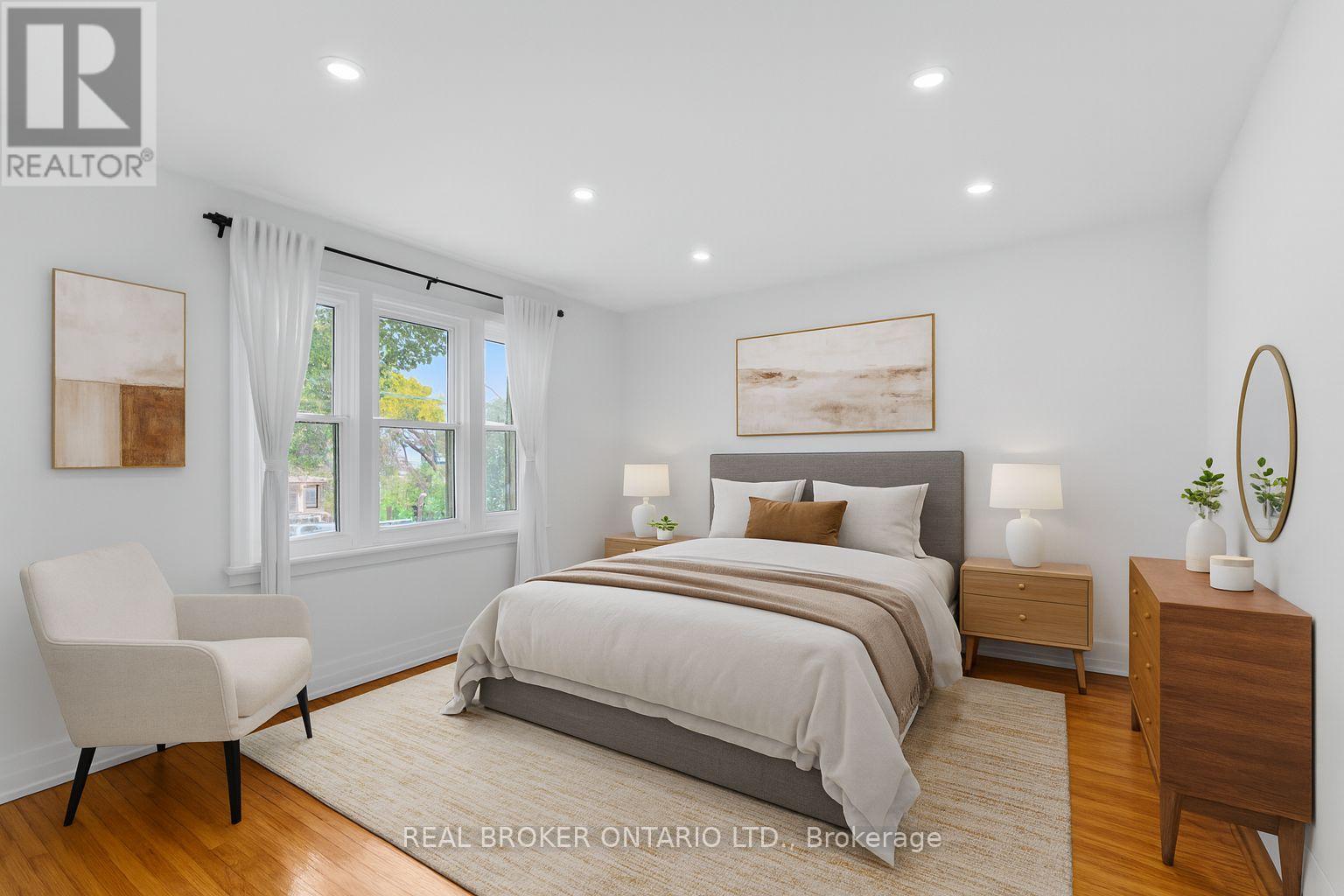47 Mortimer Avenue, Toronto, Ontario  M4K 1Z9 - Photo 14 - E12426773