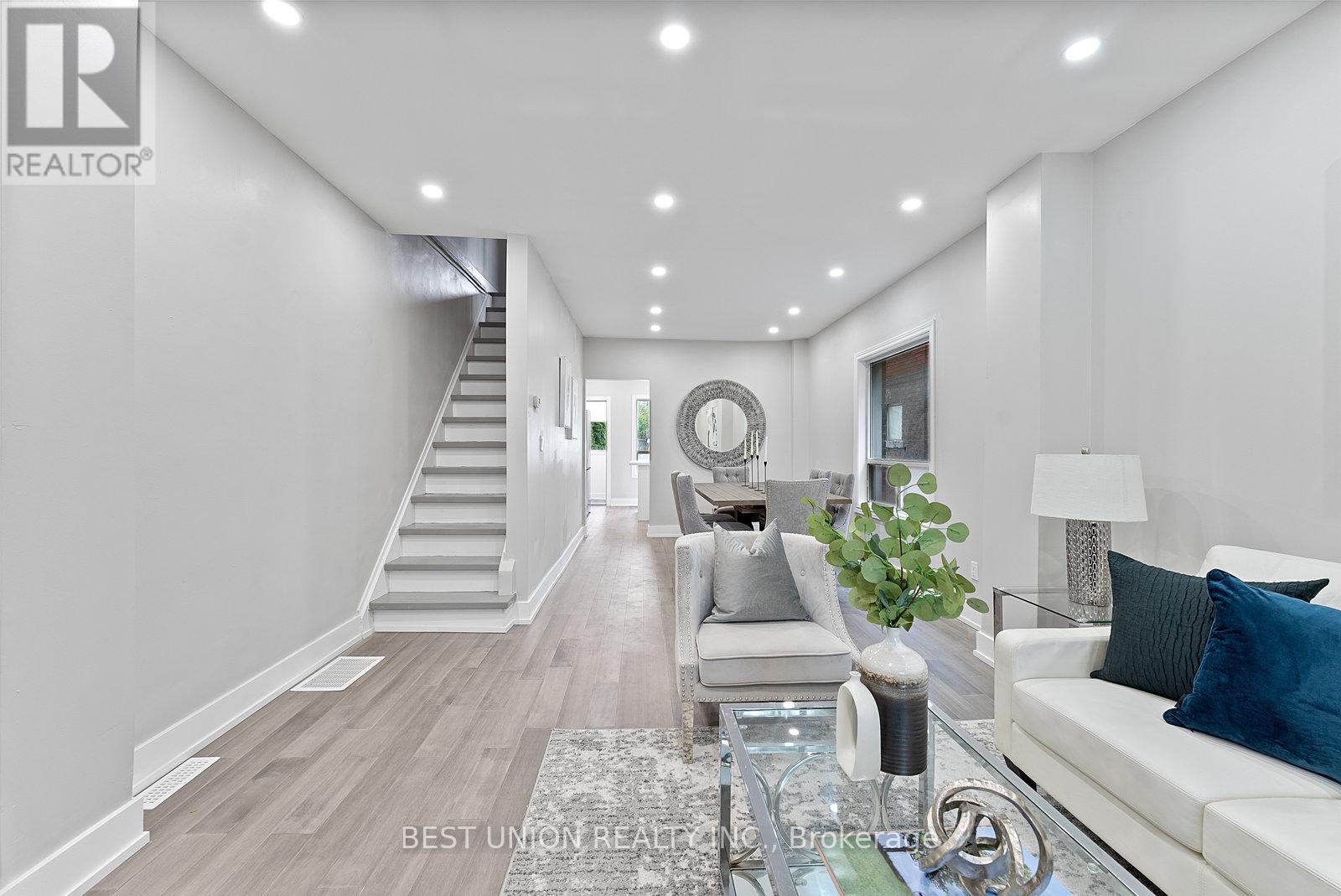 898 Greenwood Avenue, Toronto (Danforth), Ontario  M4J 4B8 - Photo 1 - E12426841