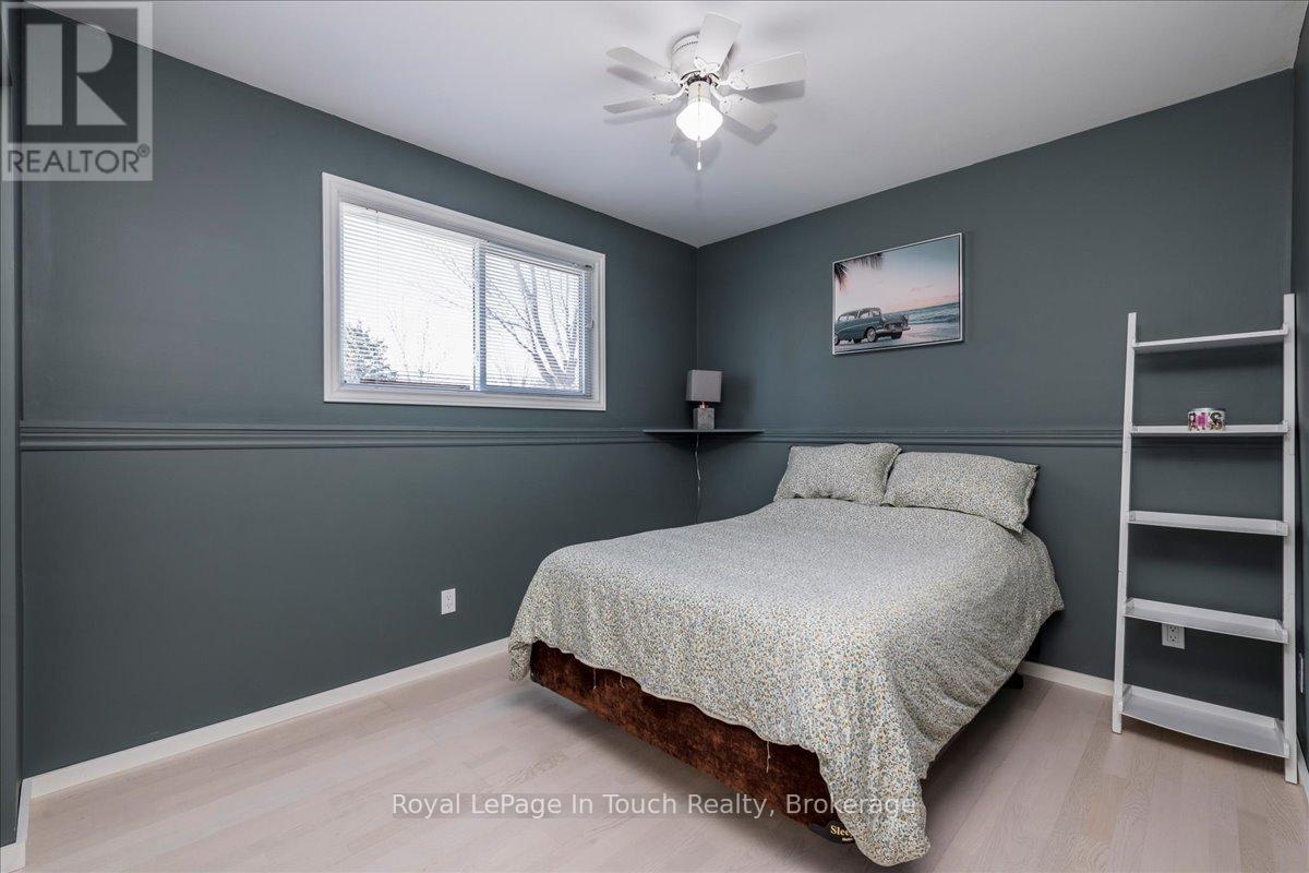 93 Edward Street, Penetanguishene, Ontario  L9M 1J3 - Photo 24 - S12426898
