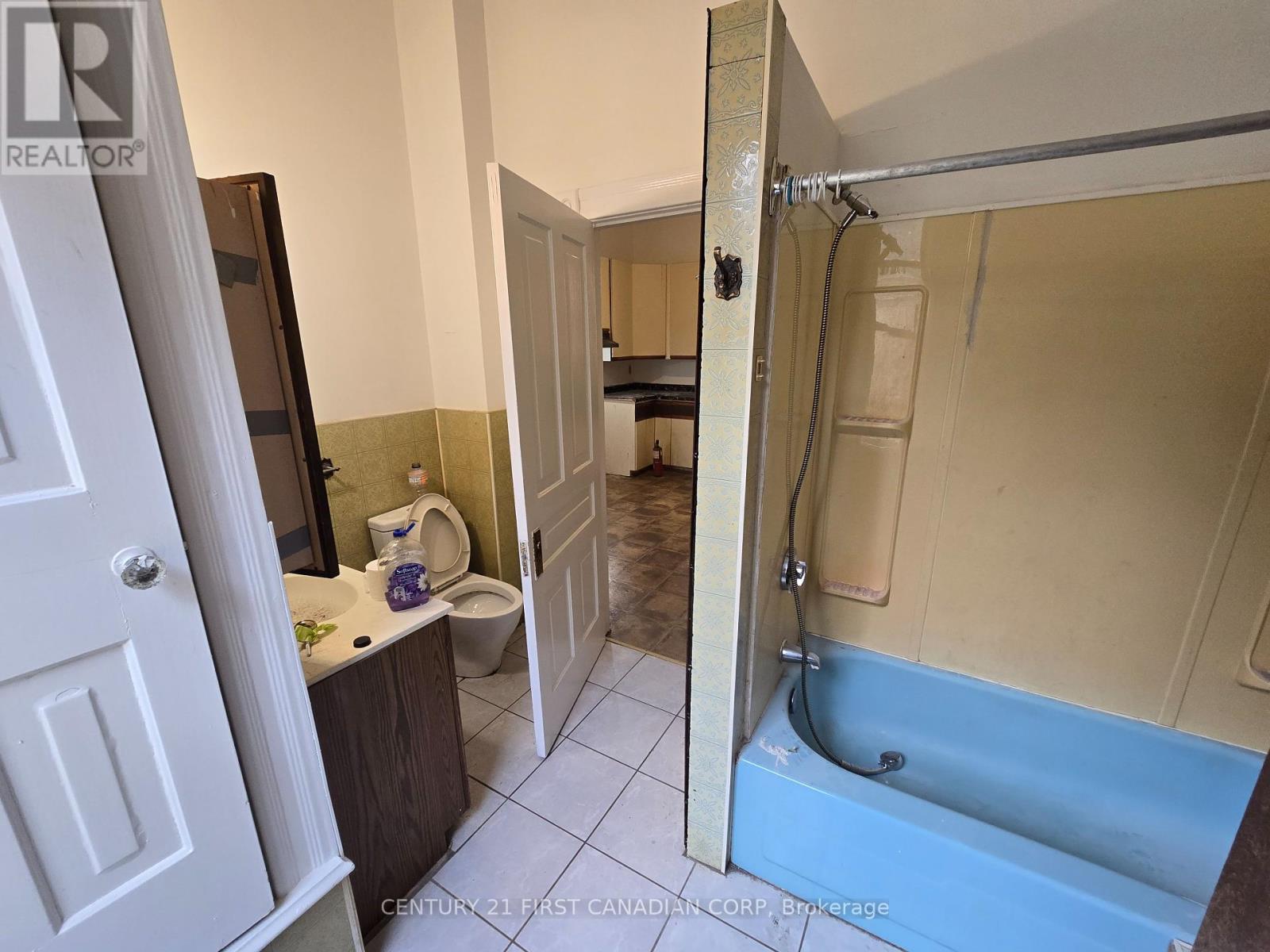 415 Oxford Street E, London East, Ontario  N5Y 3H5 - Photo 10 - X12426894