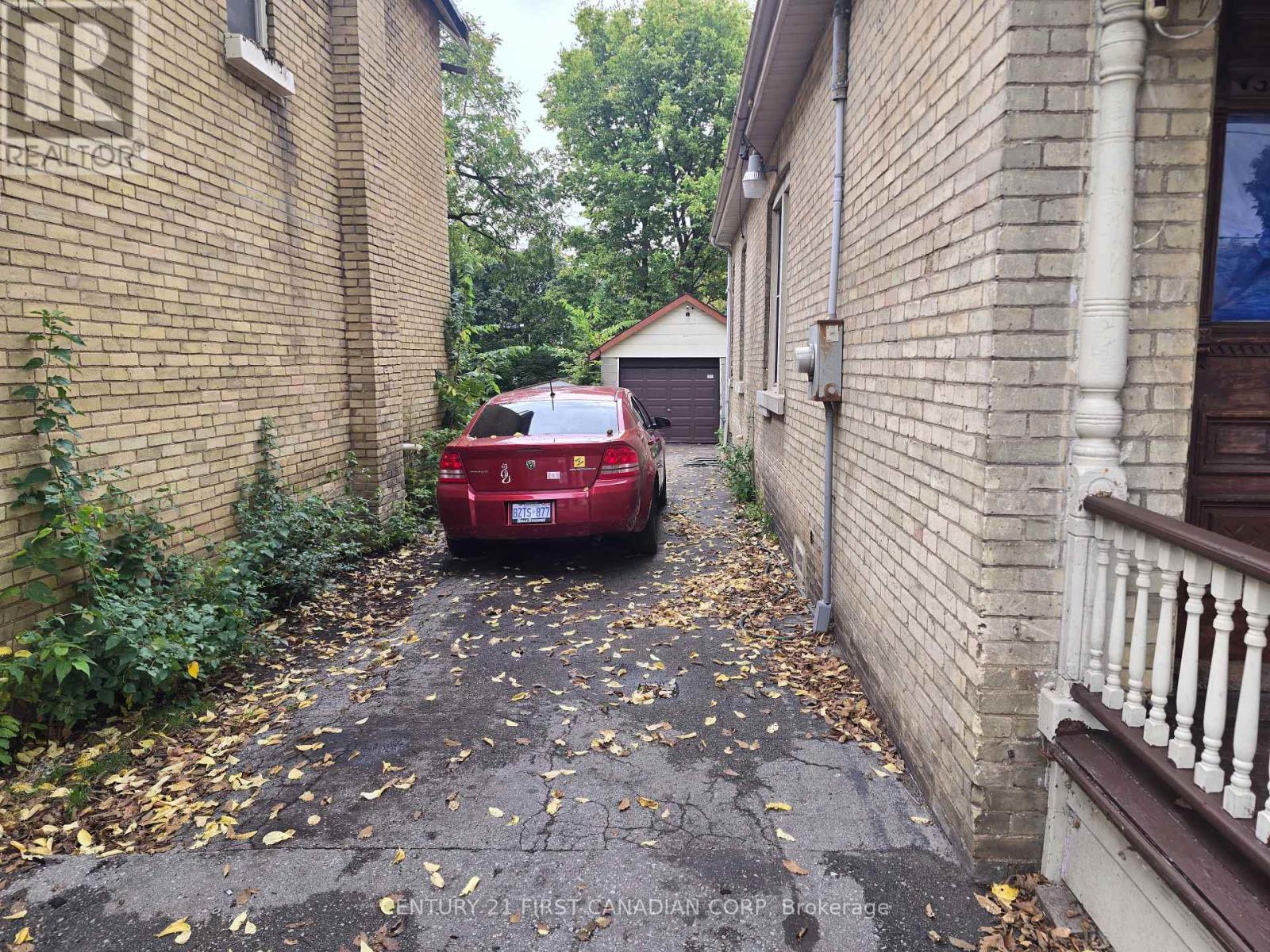 415 Oxford Street E, London East, Ontario  N5Y 3H5 - Photo 3 - X12426894